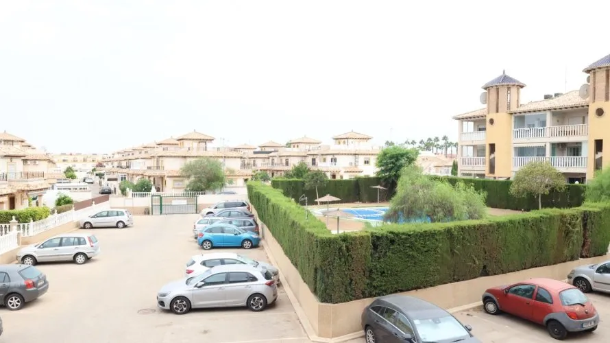 Apartment de 2 chambres à La Zenia, Spain No. 3316