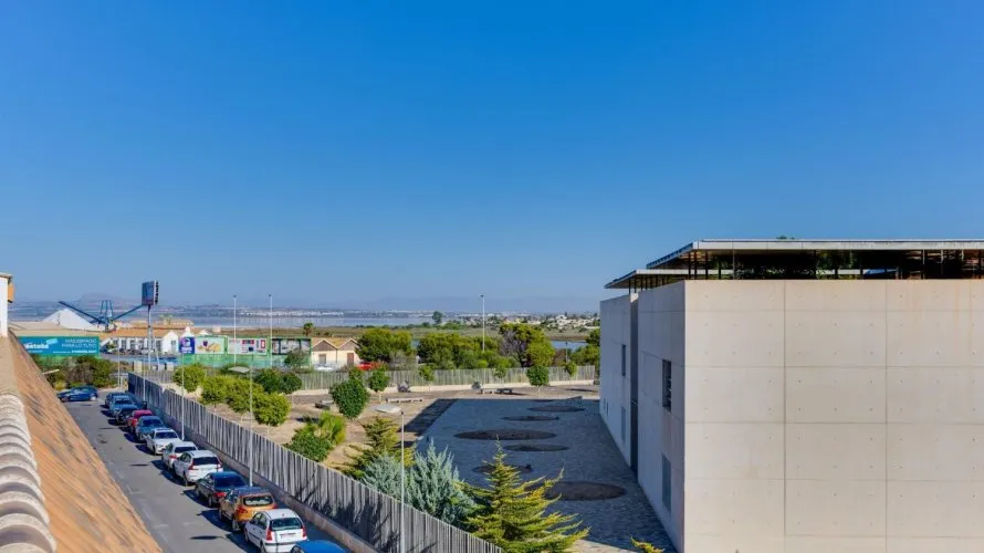 Penthouse de 61m² à Torrevieja, Spain No. 3462 № 5