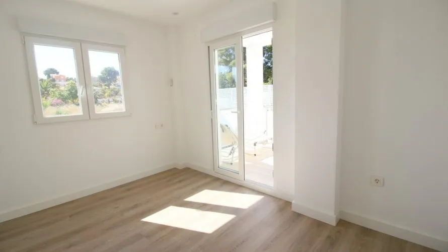 Квартира с 4 спальнями в Ла Торре, Испания №332 № 12