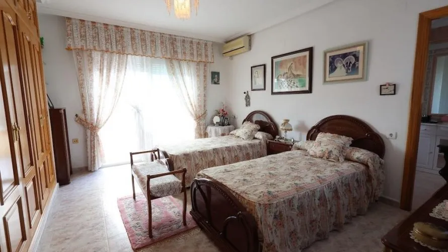 Квартира с 5 спальнями в Аликанте, Испания №981 № 11