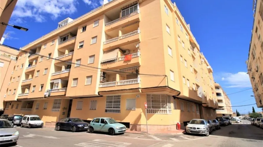 1 bedroom apartment for sale, Torrevieja, Spain No. 2832 № 11