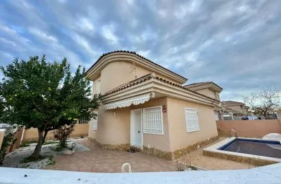 3 bedrooms apartment for sale, Torrevieja, Spain No. 1088