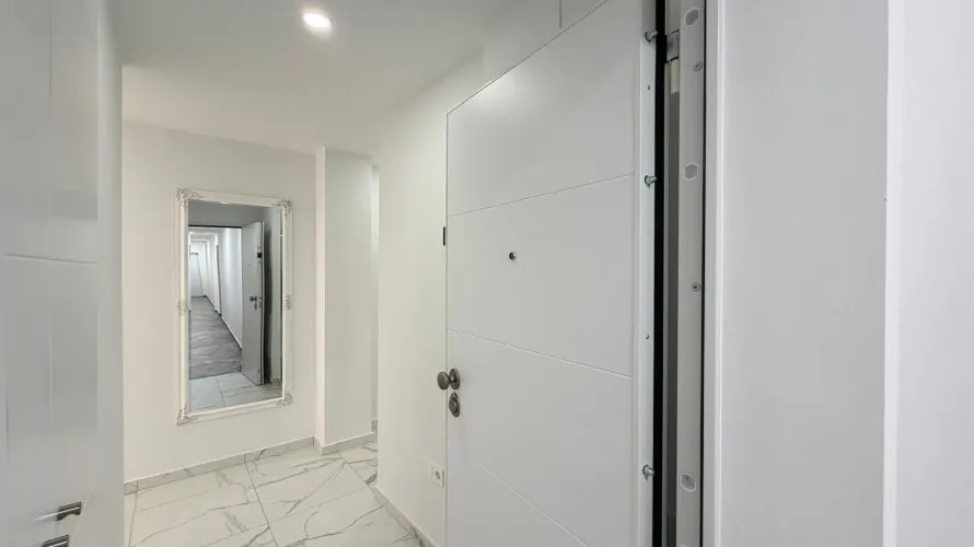 2 bedrooms apartment for sale, Torrevieja, Spain No. 1055
