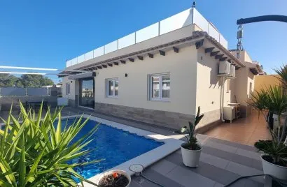 4 bedrooms villa for sale, Los Balcones, Spain No. 1016