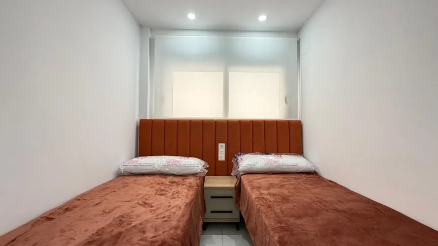 2 bedrooms apartment for sale, Torrevieja, Spain No. 1055 № 16