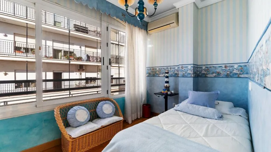 128m² apartment for sale, Torrevieja, Spain No. 1038 № 4