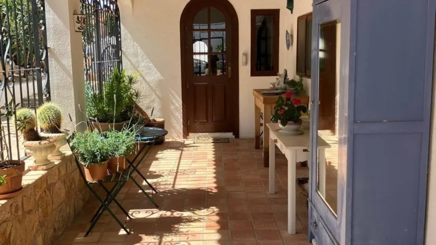 4 bedrooms villa for sale, Albir, Spain No. 610 № 7