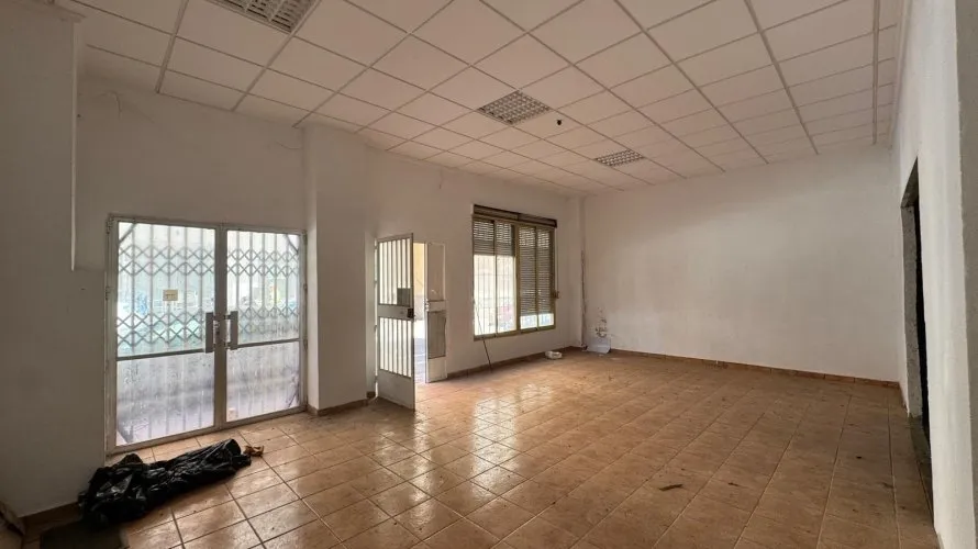 261m² commercial property for sale, Torrevieja, Spain No. 2746 № 10