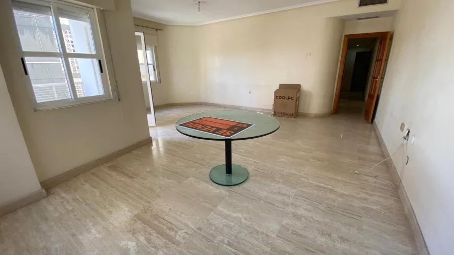 4 bedrooms apartment for sale, Torrevieja, Spain No. 817 № 2