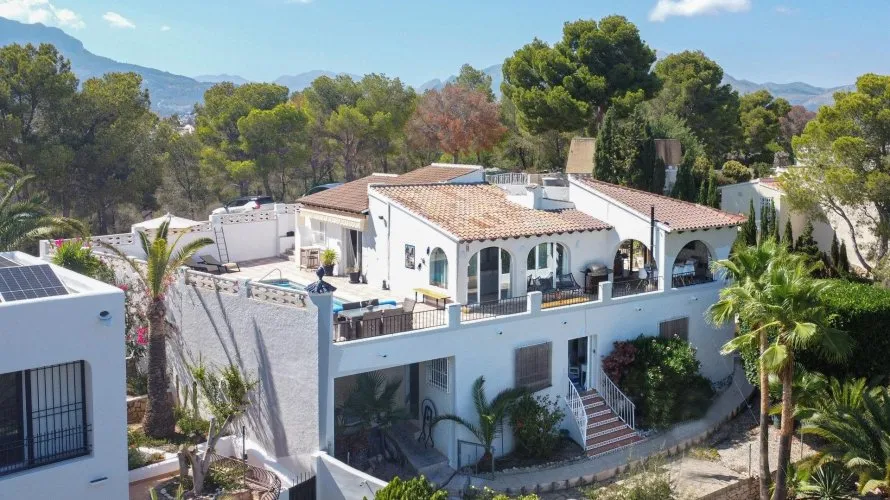 3 bedrooms villa for sale, La Nucia, Spain No. 1231 № 5