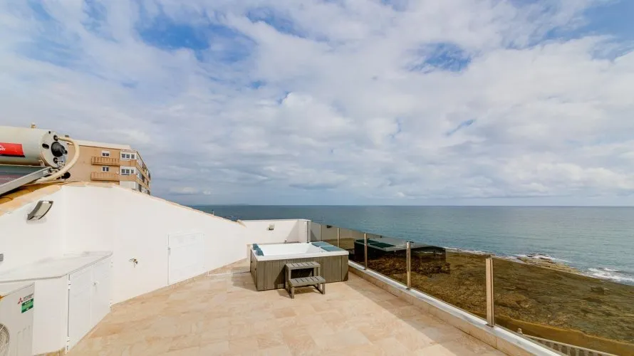 210m² villa for sale, Torrevieja, Spain No. 754