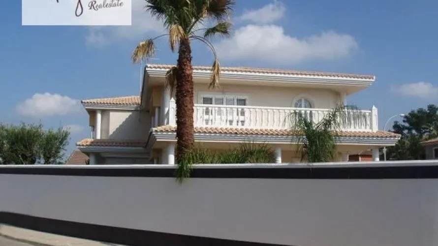 4 bedrooms apartment for sale, L'Eliana, Spain No. 1370 № 4