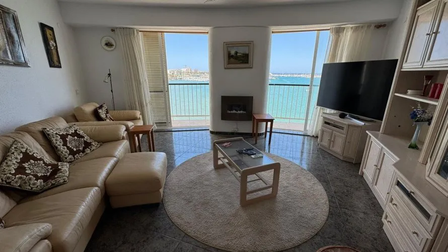 3 bedrooms apartment for sale, Torrevieja, Spain No. 823 № 3