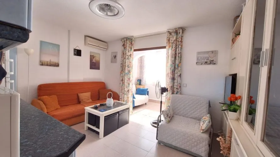 39.99m² apartment for sale, Nueva Torrevieja, Spain No. 2765 № 7