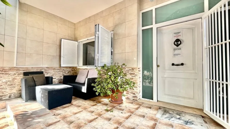 4 bedrooms villa for sale, Torrevieja, Spain No. 234 № 16