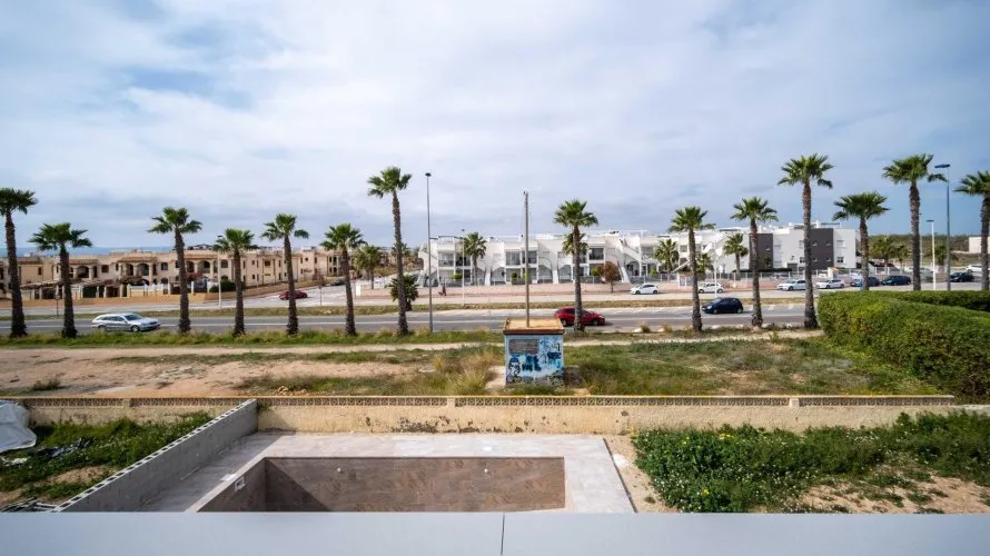 3 bedrooms villa for sale, Torrevieja, Spain No. 424 № 10