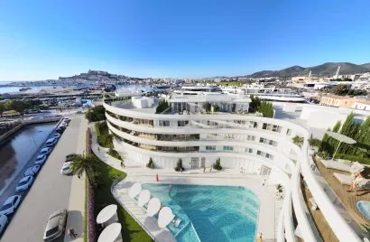 2 bedrooms apartment for sale, Talamanca, Spain No. 1265