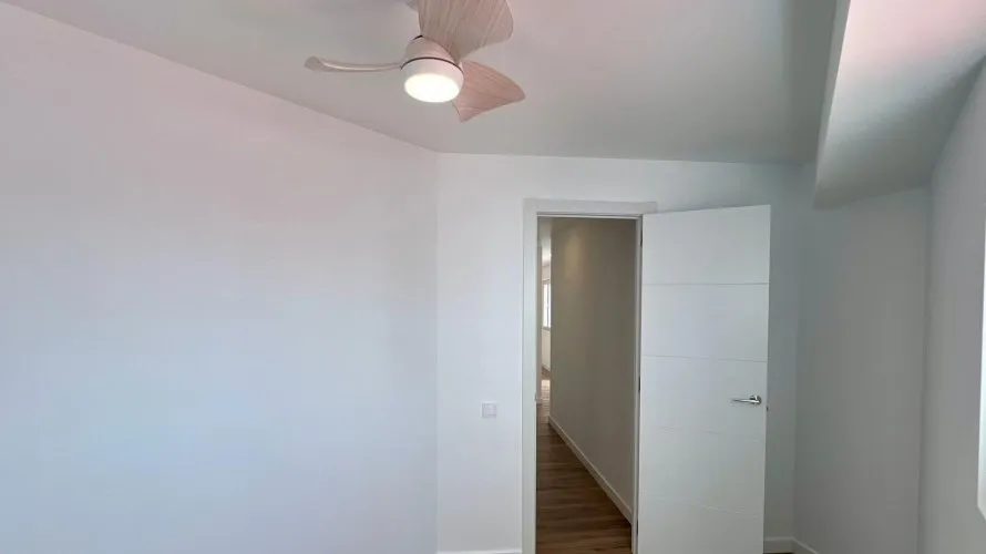 1 bedroom penthouse for sale, Manises, Spain No. 1487 № 16