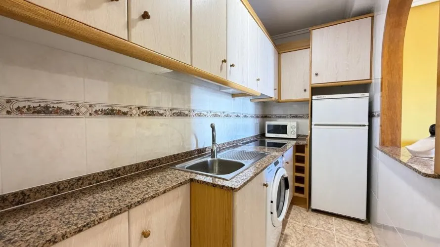 2 bedrooms penthouse for sale, Torrevieja, Spain No. 2700 № 7