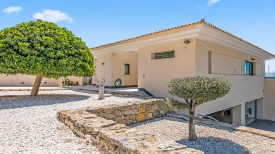 5 bedrooms villa for sale, Zona Altea Hills, Spain No. 935 № 23