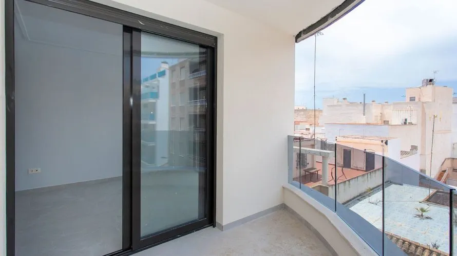 88m² apartment for sale, Torrevieja, Spain No. 1126 № 1