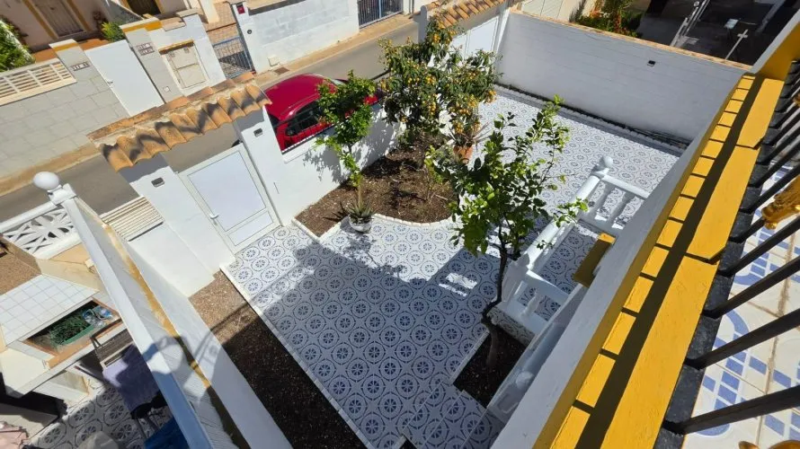 3 bedrooms house for sale, Torrevieja, Spain No. 1153 № 6