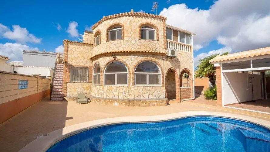 4 bedrooms villa for sale, Alicante, Spain No. 869 № 8