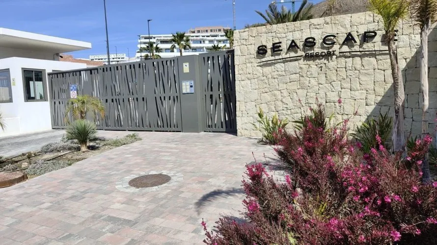 2 bedrooms apartment for sale, Finestrat, Spain No. 614 № 1