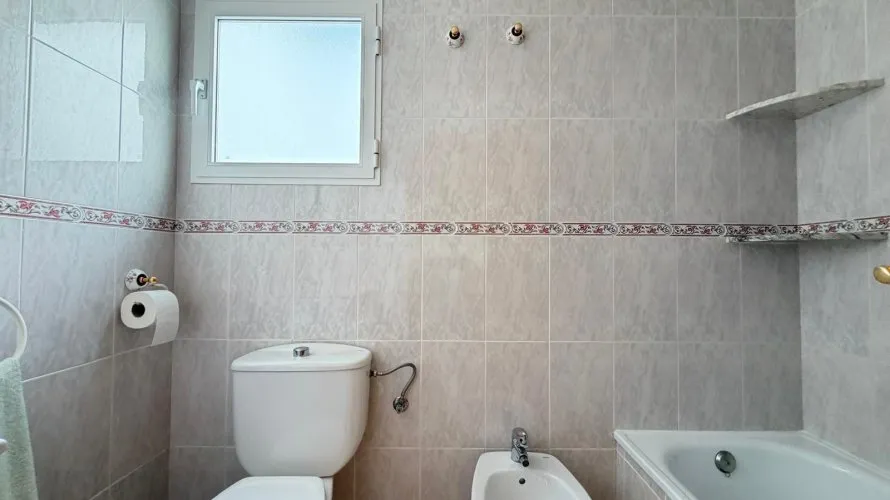 2 bedrooms penthouse for sale, Torrevieja, Spain No. 2700 № 17