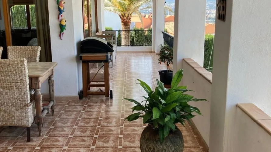 4 bedrooms villa for sale, Albir, Spain No. 610 № 25