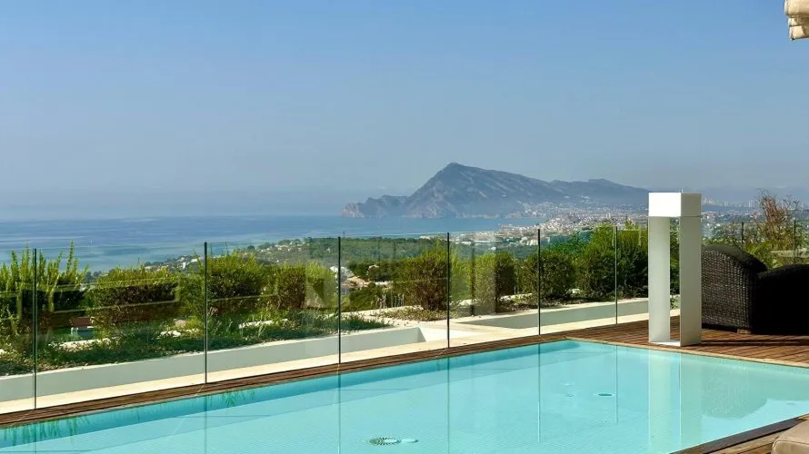4 bedrooms villa for sale, Altea, Spain No. 618 № 10