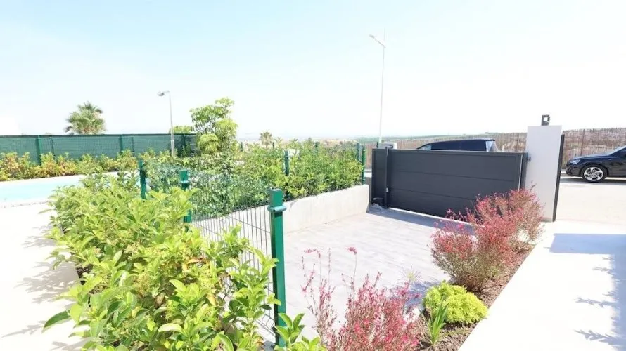 3 bedrooms villa for sale, Algorfa, Spain No. 1438