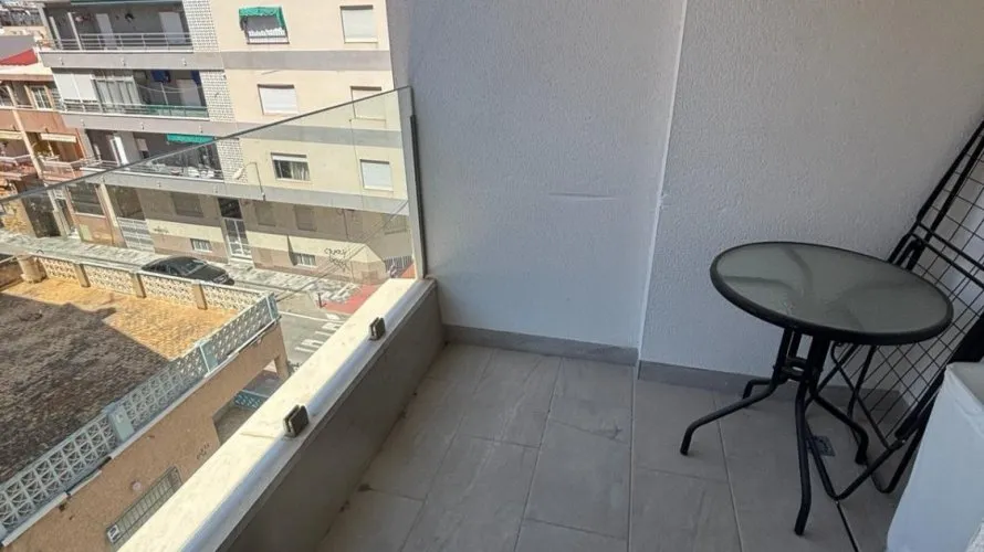 2 bedrooms apartment for sale, Torrevieja, Spain No. 1205 № 3