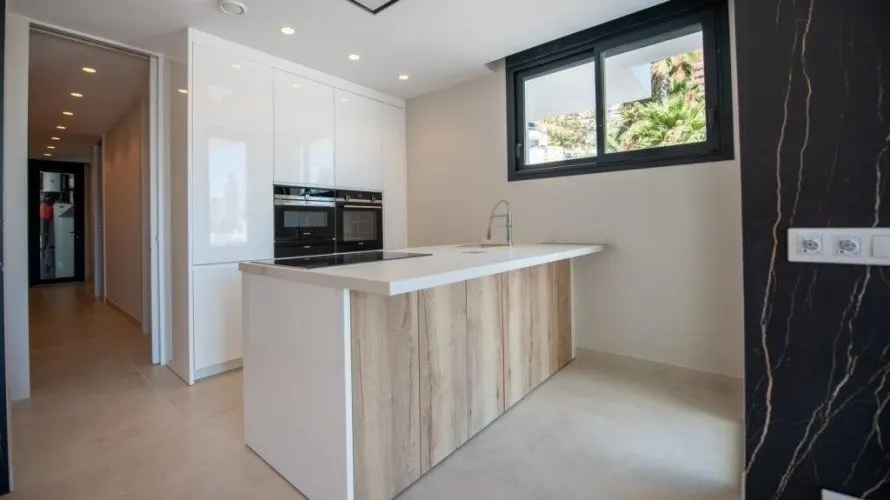 4 bedrooms apartment for sale, Benidorm, Spain No. 352 № 26