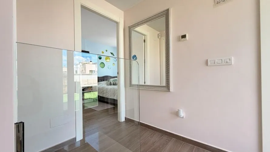 5 bedrooms villa for sale, Torrevieja, Spain No. 925 № 3