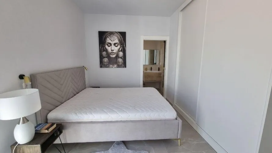 2 bedrooms penthouse for sale, Torrevieja, Spain No. 1230 № 17
