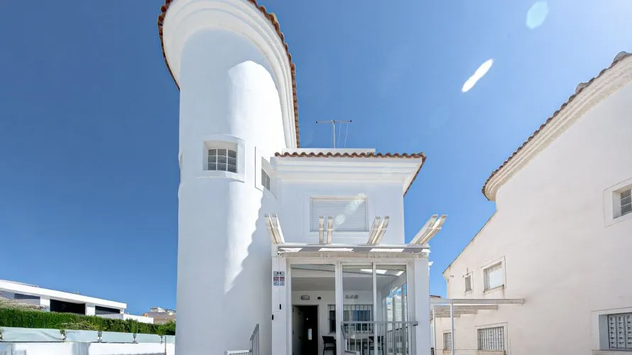 143m² villa for sale, San Fulgencio, Spain No. 1122