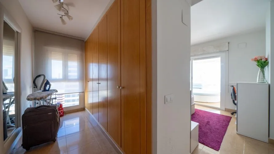 4 bedrooms apartment for sale, Calpe, Spain No. 979 № 23