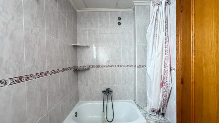 2 bedrooms penthouse for sale, Torrevieja, Spain No. 2700 № 16
