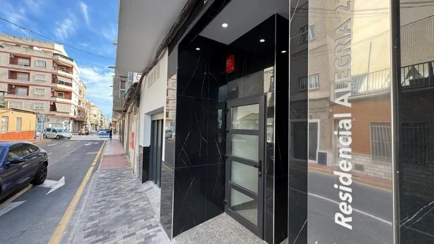 1 bedroom apartment for sale, Torrevieja, Spain No. 2970 № 24
