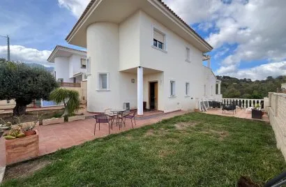 4 bedrooms apartment for sale, L'Alfàs del Pi, Spain No. 1079