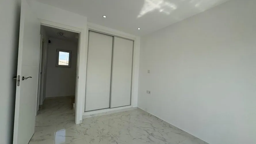 3 bedrooms house for sale, Torrevieja, Spain No. 827 № 26