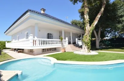 4 bedrooms villa for sale, Torrevieja, Spain No. 117