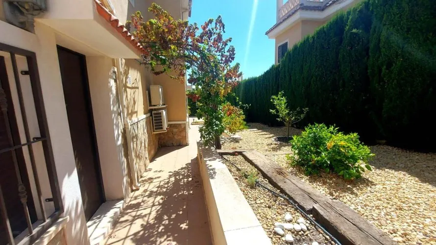 3 bedrooms villa for sale, Ciudad Quesada, Spain No. 510 № 23