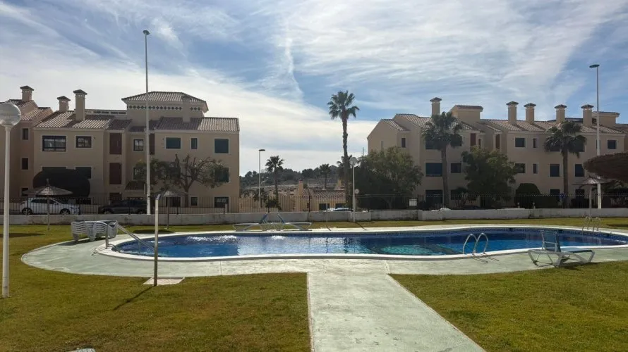 2 bedrooms apartment for sale, Campoamor, Spain No. 1043 № 1