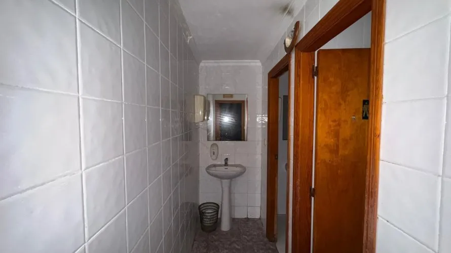 150m² commercial property for sale, Torrevieja, Spain No. 2730 № 7