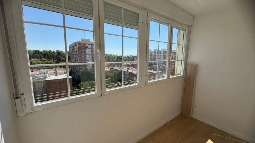 2 bedrooms apartment for sale, Madrid, Spain No. 965 № 13