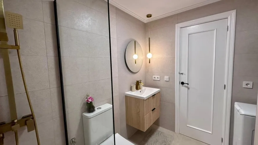 2 bedrooms apartment for sale, Torrevieja, Spain No. 1604