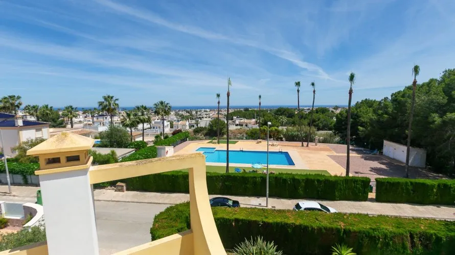 194m² villa for sale, Alicante, Spain No. 1419 № 1