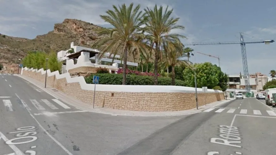 5 bedrooms villa for sale, Finestrat, Spain No. 1219 № 2